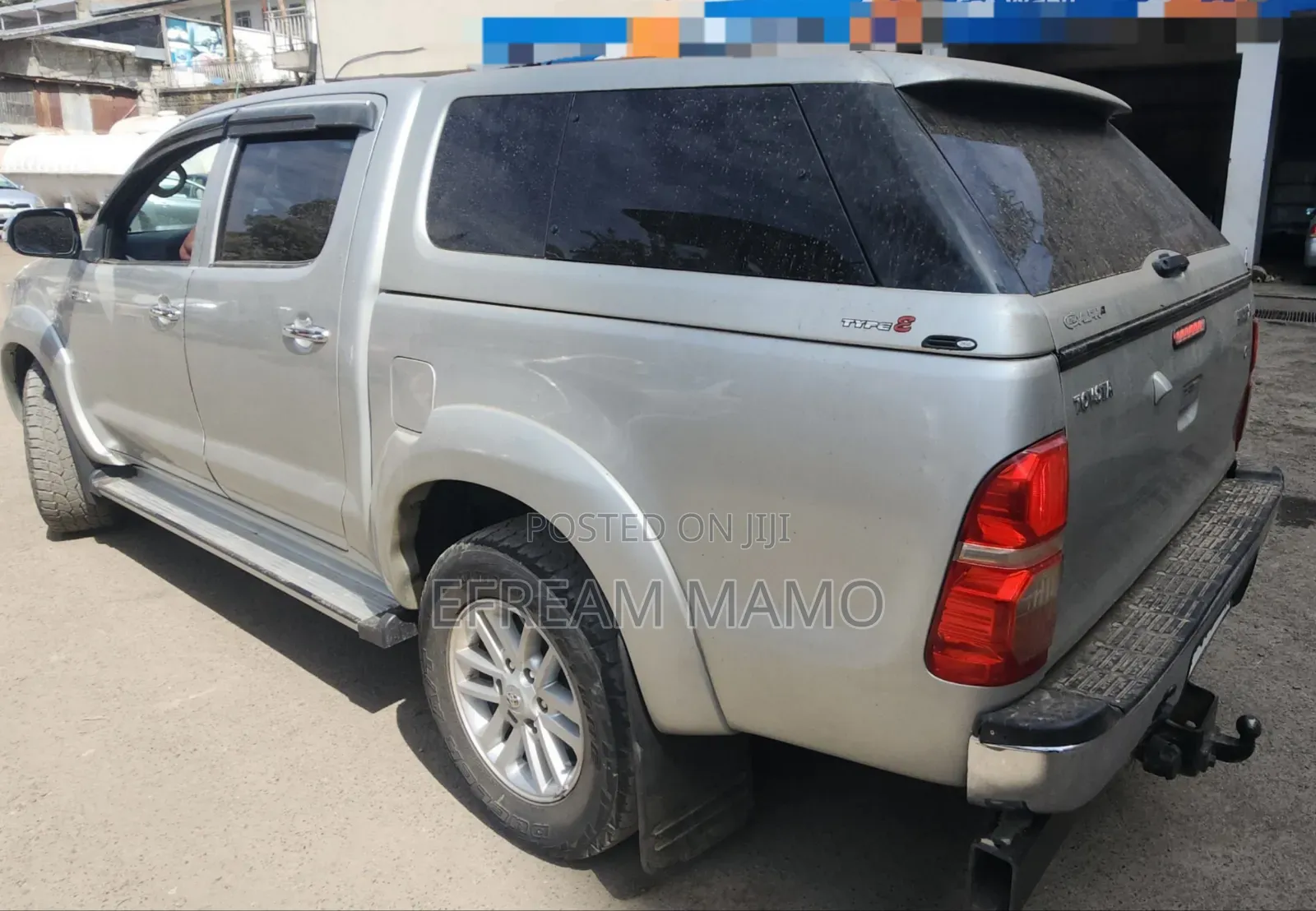 Toyota Hilux 2012 Gold