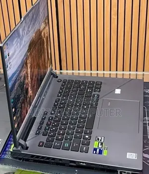 New Laptop Asus ROG Strix G15 16GB Intel Core i9 SSD 128GB