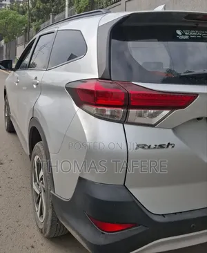 Toyota Rush 2022 Silver