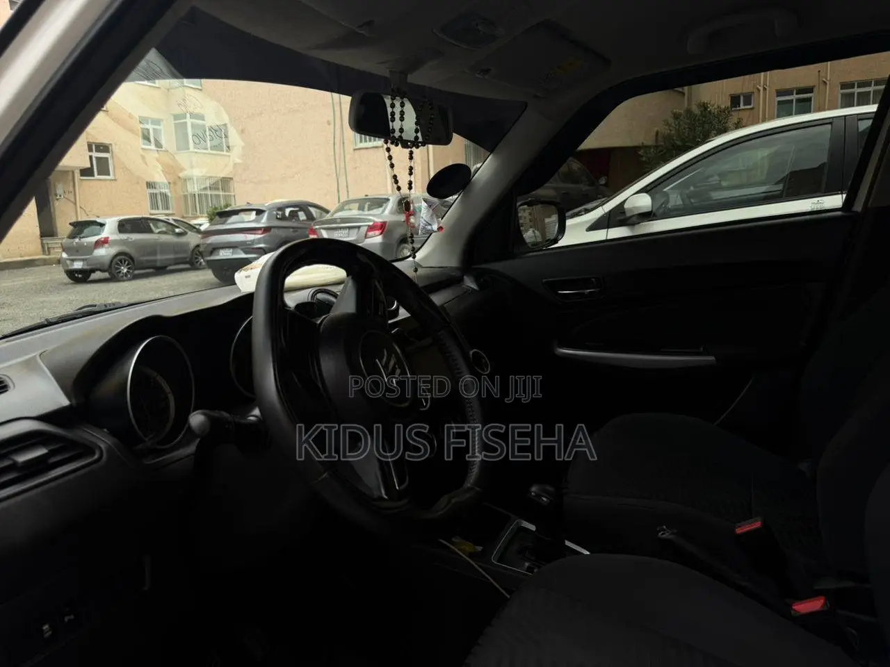 Suzuki Swift 2022 White