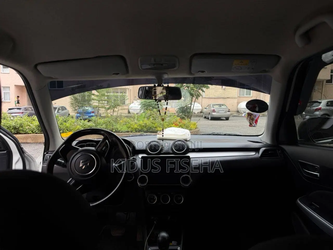 Suzuki Swift 2022 White