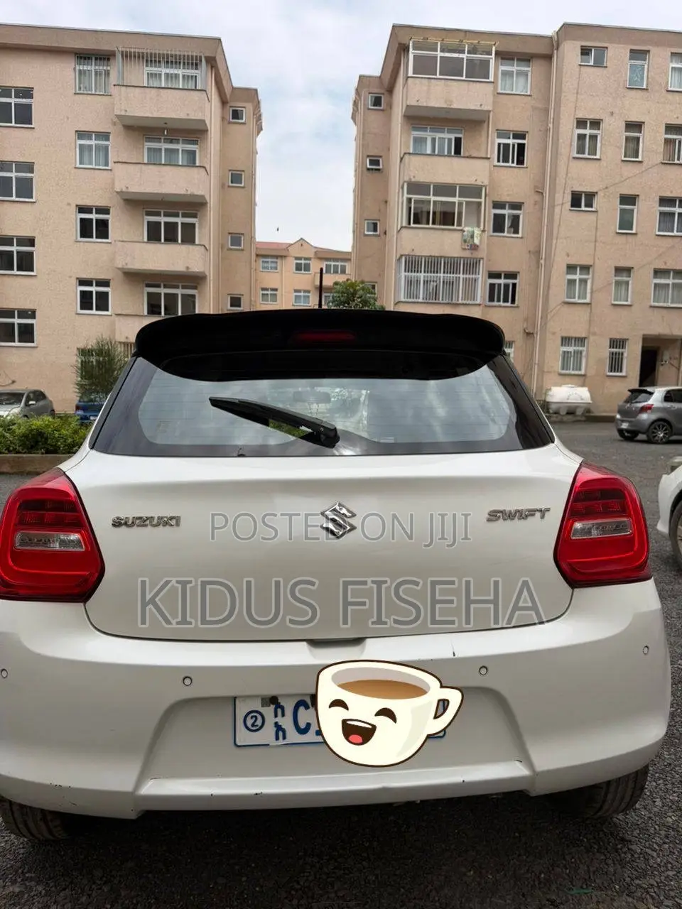 Suzuki Swift 2022 White