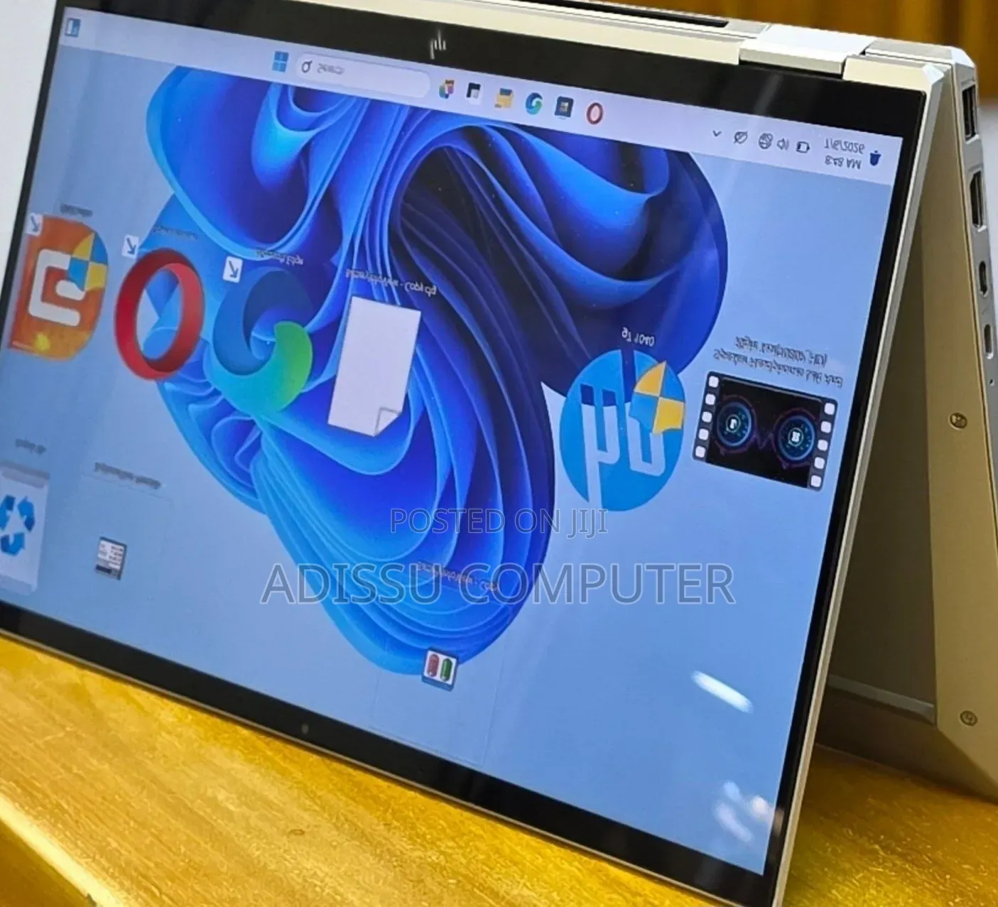 New Laptop HP x360 310 G2 32GB Intel Core i7 SSD 512GB