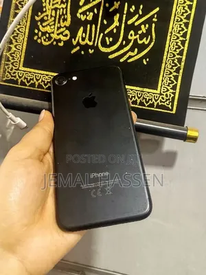 Apple iPhone 7 32 GB Black