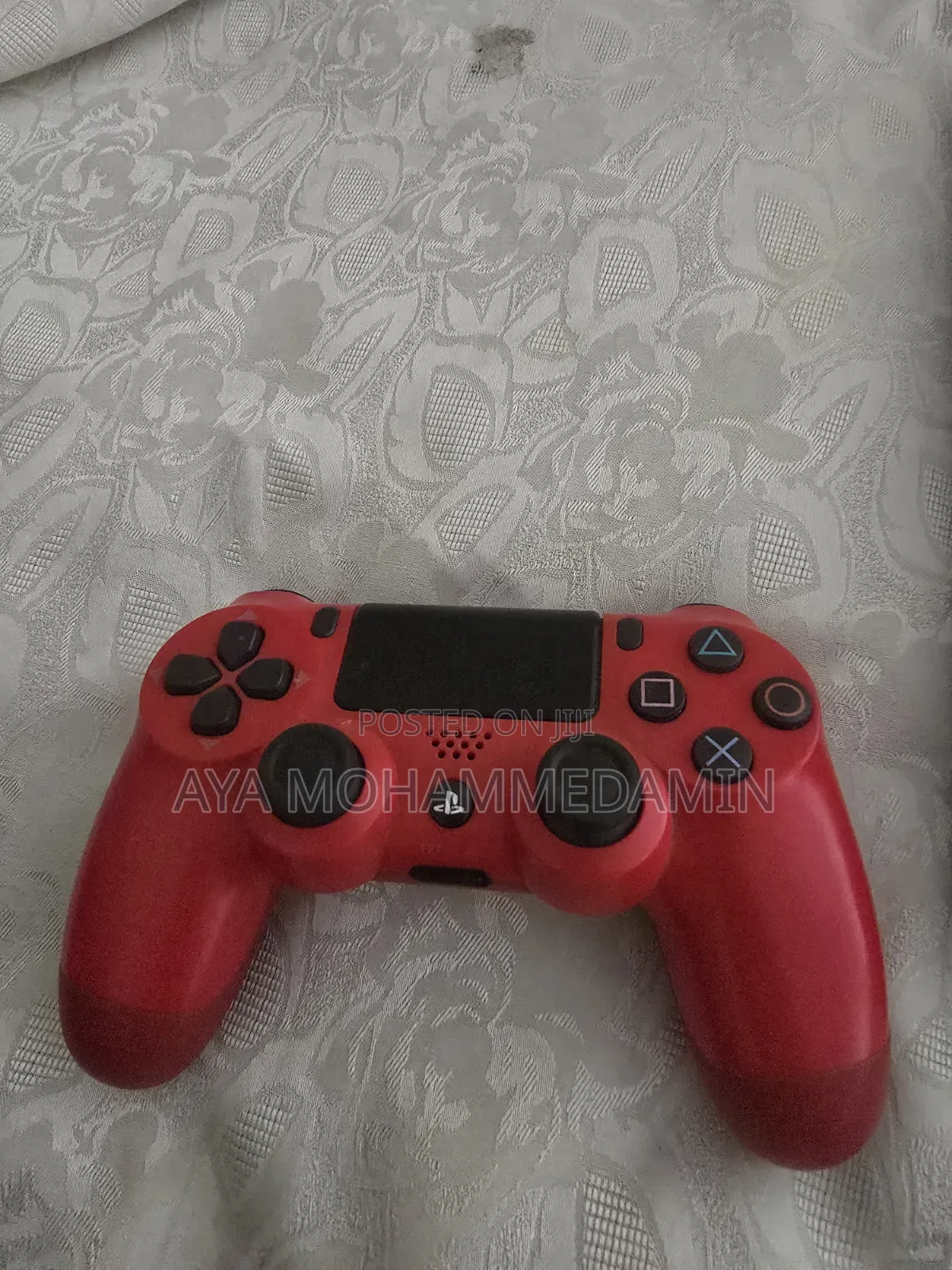 Playsation 4 Slim 12:50 Version