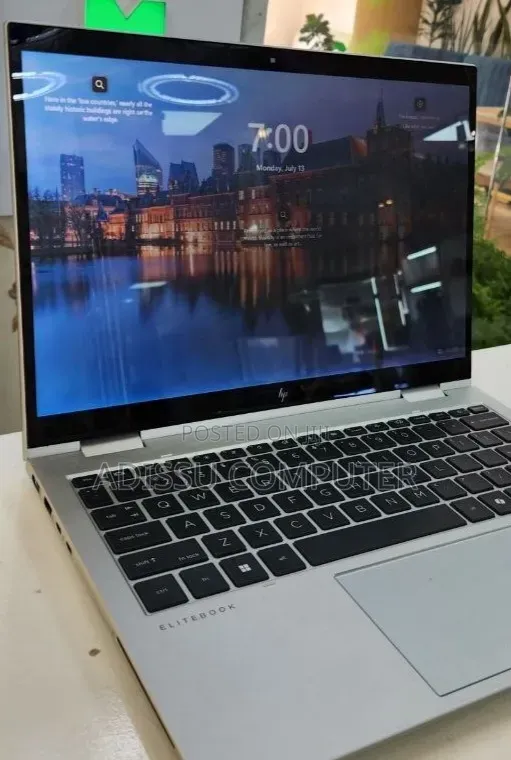 New Laptop HP Elitebook 830 G11 32GB Intel Core Ultra 7 SSD 512GB