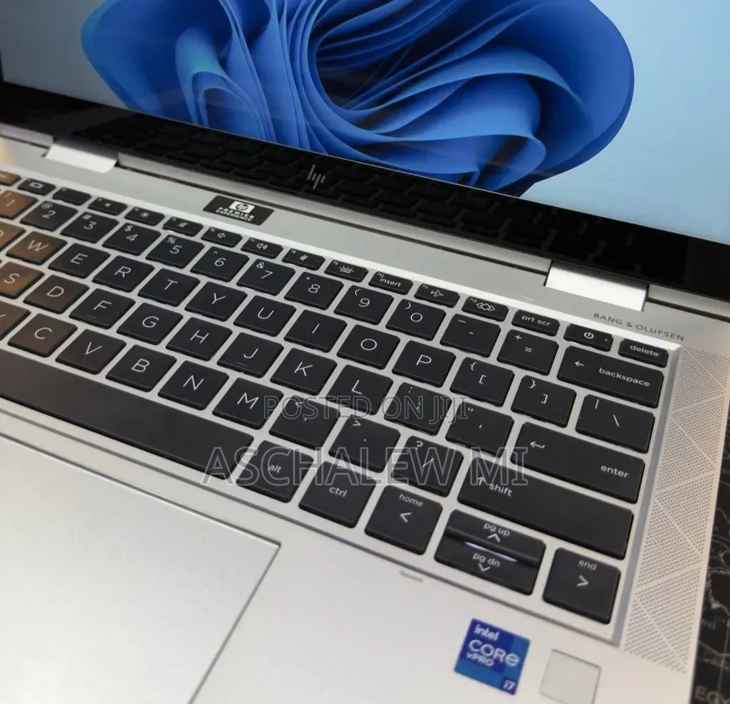 New Laptop HP EliteBook x360 1030 G8 16GB Intel Core i7 SSD 512GB