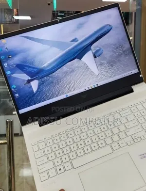 New Laptop HP Victus 16 16GB Intel Core i7 SSD 512GB