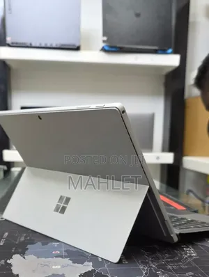 New Laptop Microsoft Surface Pro 7 16GB Intel Core i7 SSD 512GB