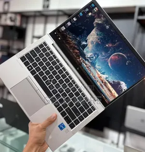 New Laptop HP EliteBook 830 G8 16GB Intel Core i5 SSD 512GB