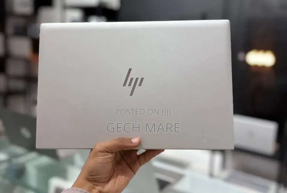 New Laptop HP EliteBook 830 G8 16GB Intel Core i7 SSD 1T