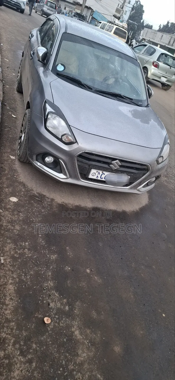 Suzuki Dzire 2022 Silver