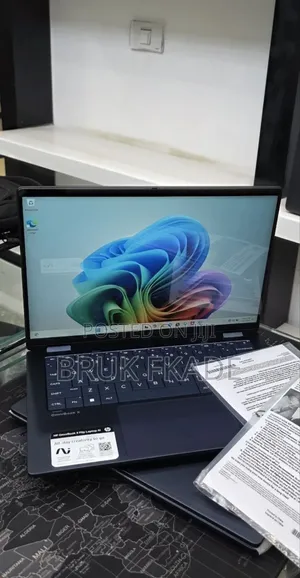 New Laptop HP OmniBook 5 14" 16GB Intel Core Ultra 7 SSD 1T