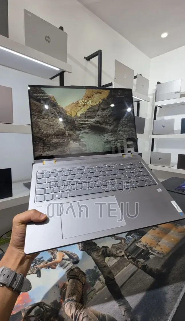 New Laptop Lenovo Yoga 260 16GB AMD Ryzen 7 SSD 512GB