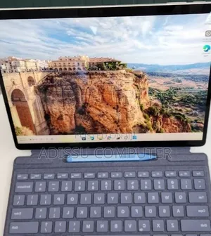New Laptop Microsoft Surface 16GB Intel Core i7 SSD 512GB