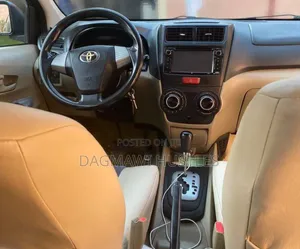 Toyota Avanza 2013 Black