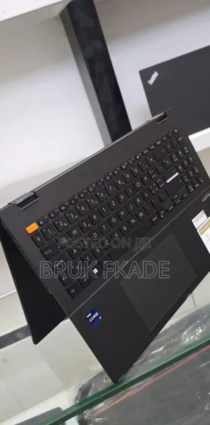 New Laptop Asus VivoBook 15 X505BA 16GB Intel Core i9 SSD 1T
