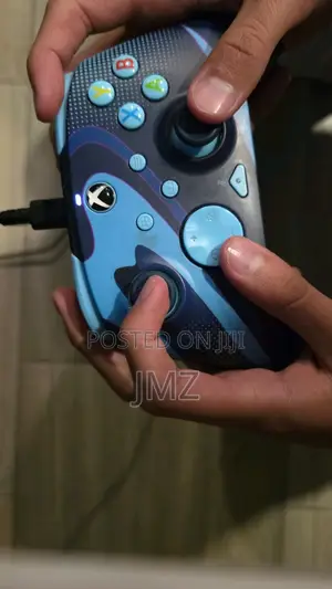 Original Xbox Series X Controllerss