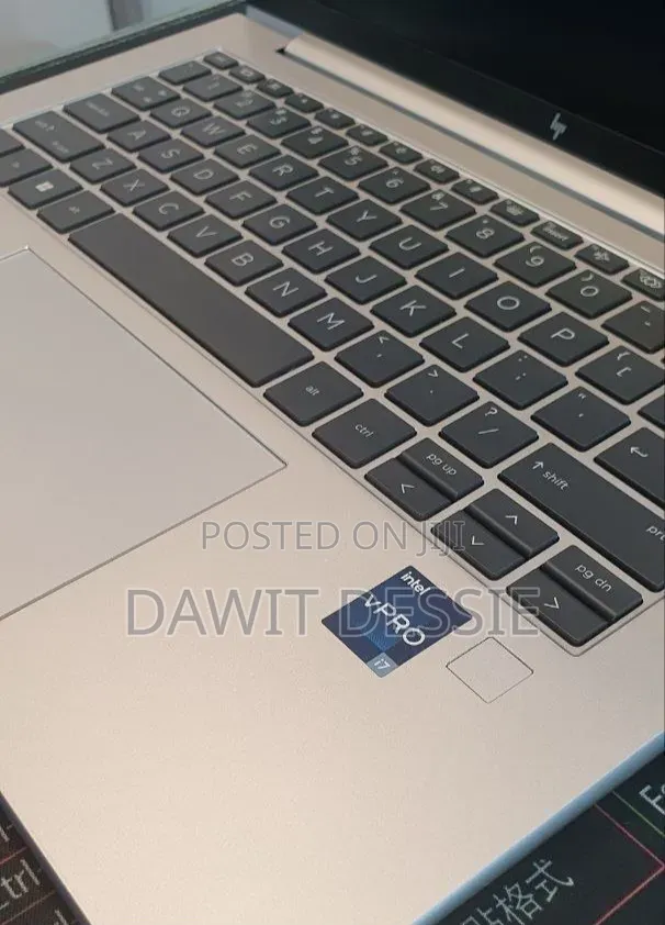 New Laptop HP EliteBook 840 G10 16GB Intel Core i7 SSD 512GB