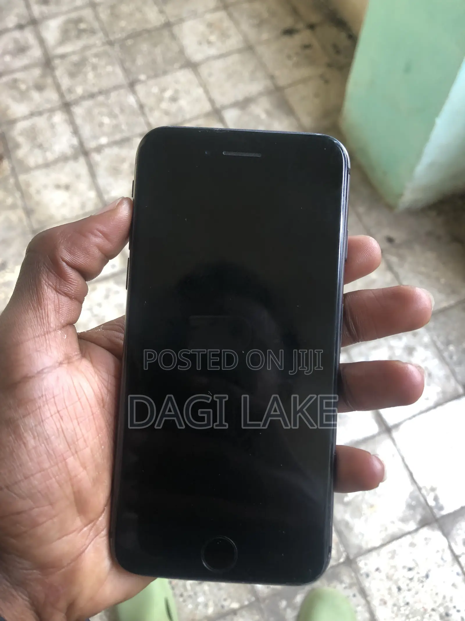 Apple iPhone 8 64 GB Black