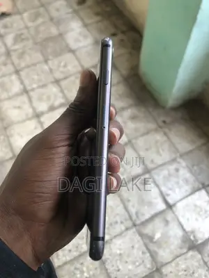 Apple iPhone 8 64 GB Black