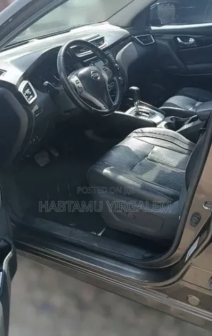 Nissan Qashqai 2017 Brown