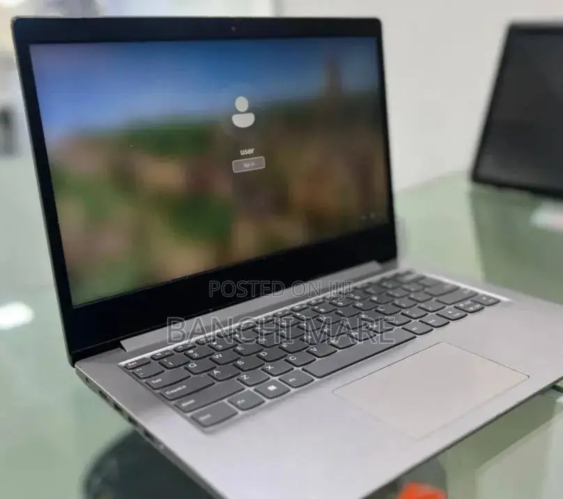 New Laptop Lenovo Ideapad 3 8GB Intel Core i5 SSD 512GB