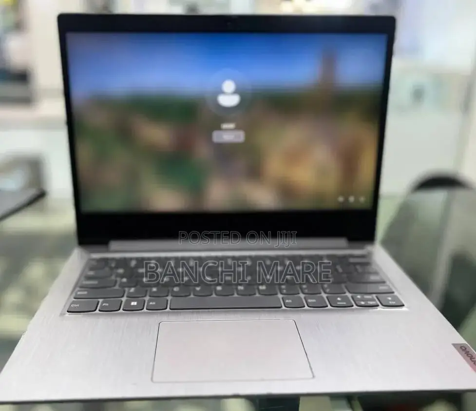 New Laptop Lenovo Ideapad 3 8GB Intel Core i5 SSD 512GB