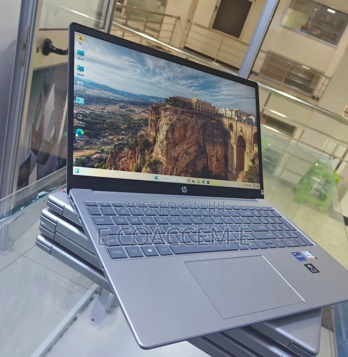 New Laptop HP 16GB Intel Core i5 SSD 1T