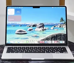 New Laptop Apple MacBook Air 2022 M2 8GB Apple M2 SSD 256GB