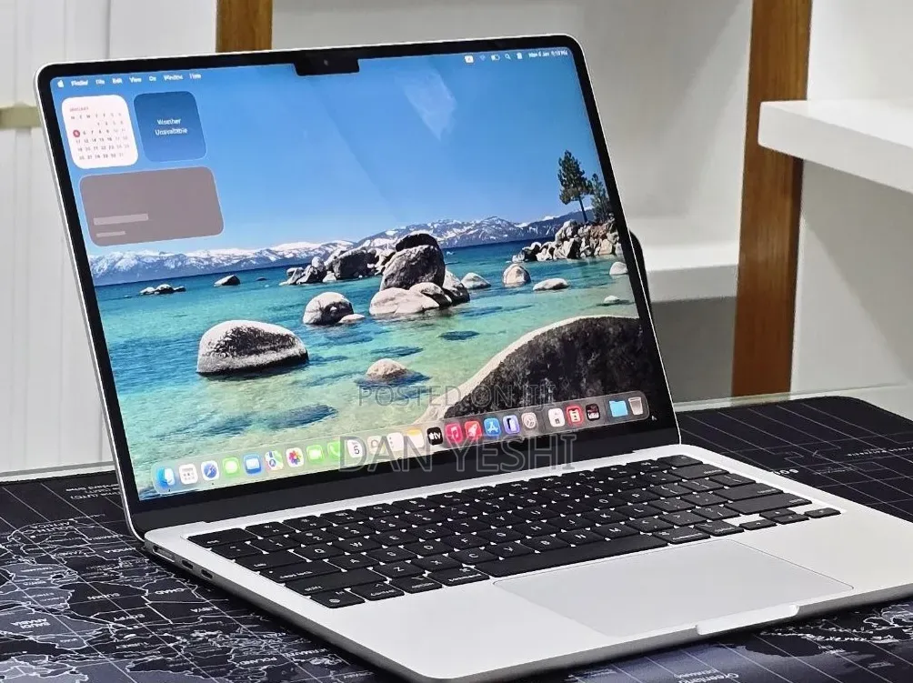 New Laptop Apple MacBook Air 2022 M2 8GB Apple M2 SSD 256GB