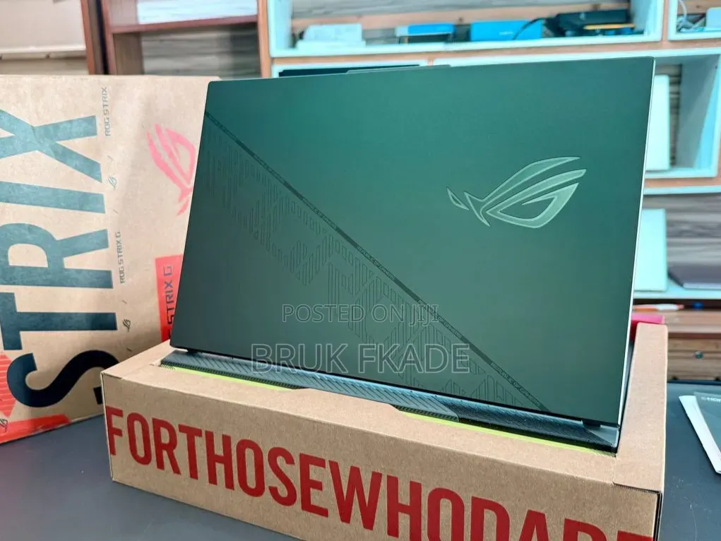 New Laptop Asus ROG Strix G16 G614 16GB Intel Core i9 SSD 1T