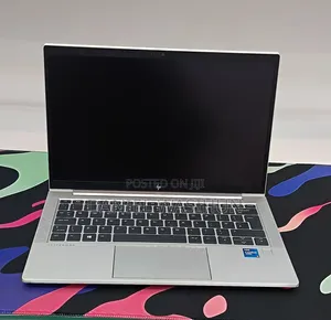 New Laptop HP EliteBook 830 G8 16GB Intel Core i5 SSD 512GB