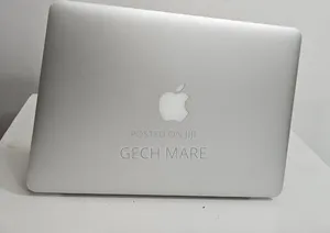 New Laptop Apple MacBook 2015 8GB Intel Core i7 SSD 256GB
