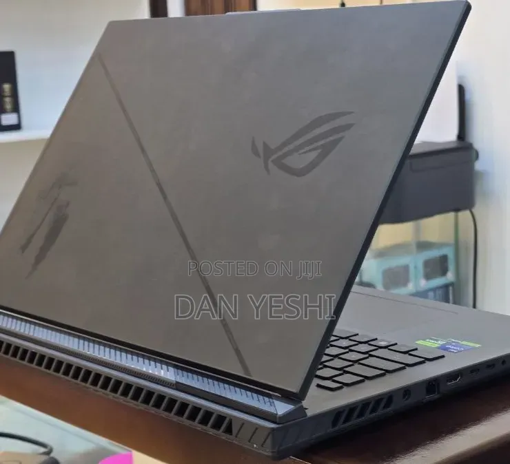 New Laptop Asus ROG Strix G18 40GB Intel Core i9 SSD 1T