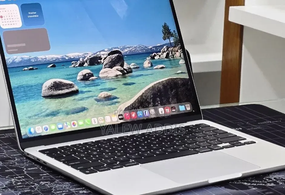 New Laptop Apple MacBook Air 2022 M2 8GB AMD Ryzen 7 SSD 256GB