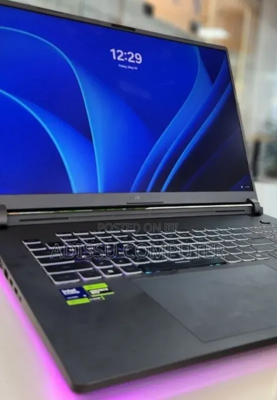 New Laptop Asus ROG Strix SCAR 18 32GB Intel Core Ultra 9 SSD 2T