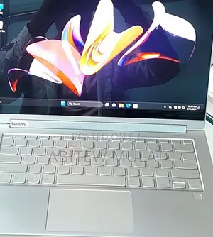 New Laptop Lenovo Yoga 9i 16GB Intel Core i7 SSD 512GB