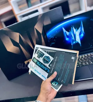 New Laptop Acer Predator Helios 18 PH18-71 16GB Intel Core i9 SSD 1T