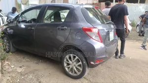Toyota Yaris 2012