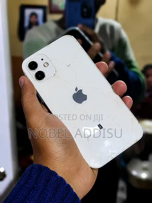 Apple iPhone 12 64 GB
