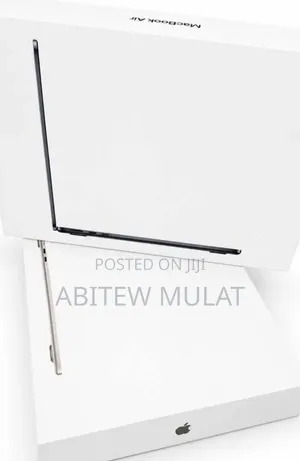 New Laptop Apple MacBook Air 2026 M5 16GB Apple M5 SSD 512GB