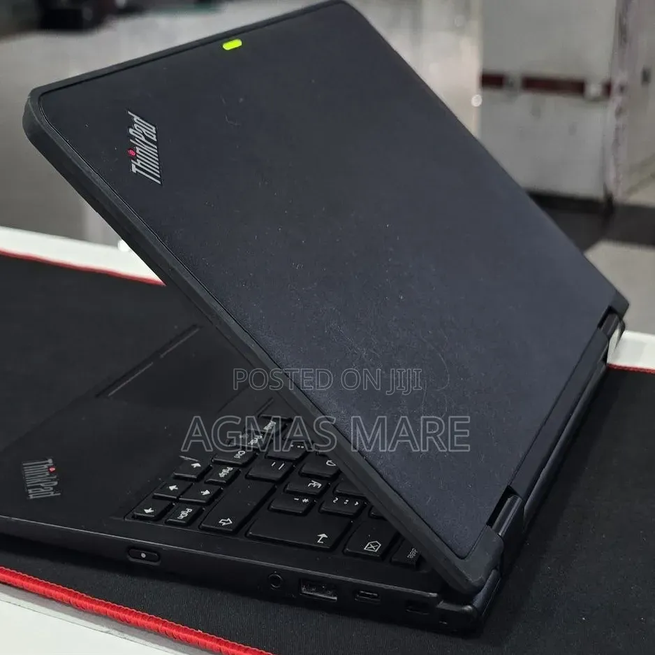 New Laptop Lenovo Yoga 11e 4GB Intel Core 2 Quad SSD 128GB