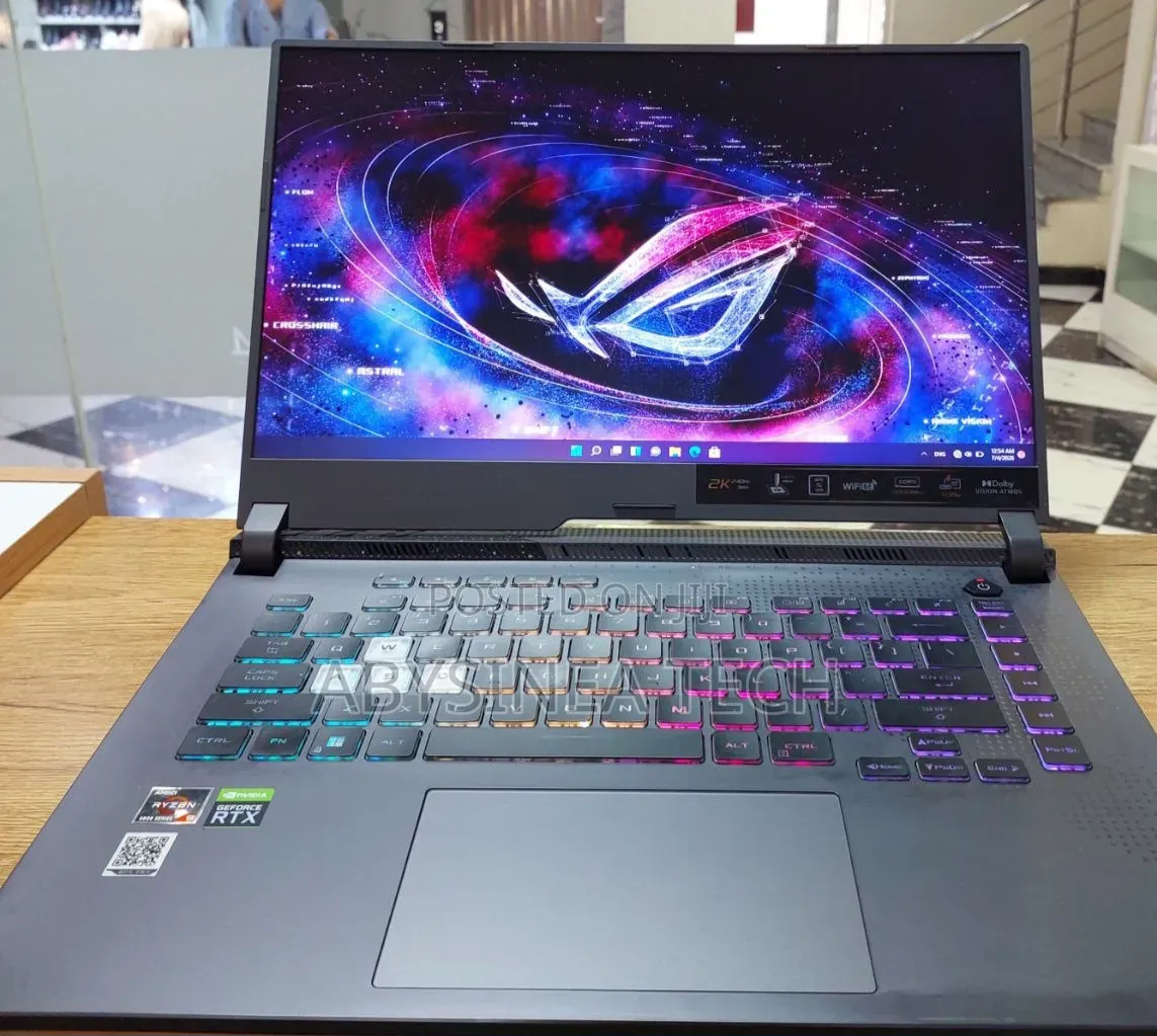 New Laptop Asus ROG Strix G15 16GB AMD Ryzen 9 SSD 1T