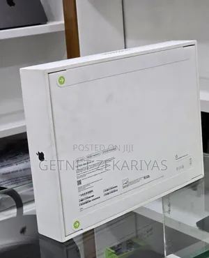New Laptop Apple MacBook Air 2026 M5 16GB Apple M5 SSD 512GB