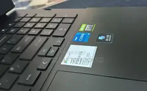 New Laptop HP OmniBook 5 14" 16GB Intel Core i5 SSD 512GB