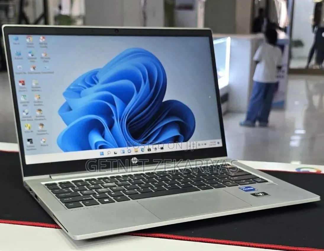 New Laptop HP EliteBook 840 G9 16GB Intel Core i5 SSD 512GB