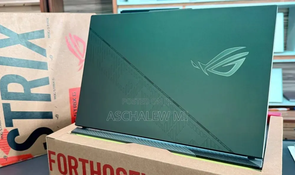New Laptop Asus ROG Strix G16 G614 16GB Intel Core i9 SSD 1T