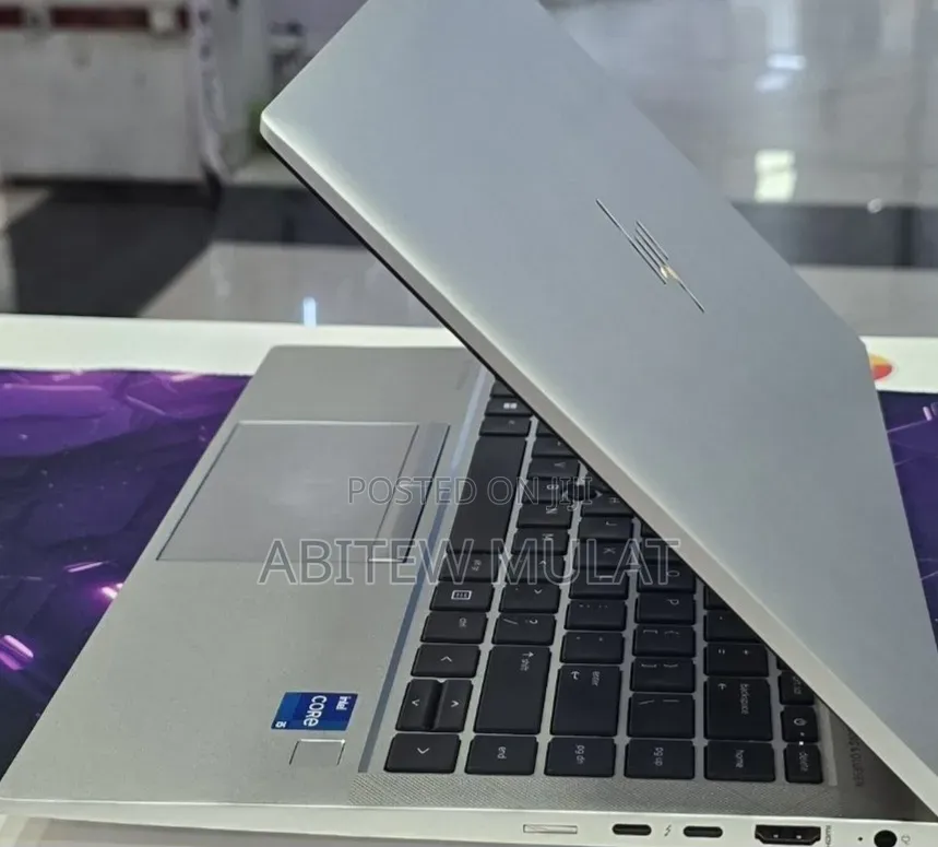 New Laptop HP EliteBook 840 G8 16GB Intel Core i5 SSD 512GB