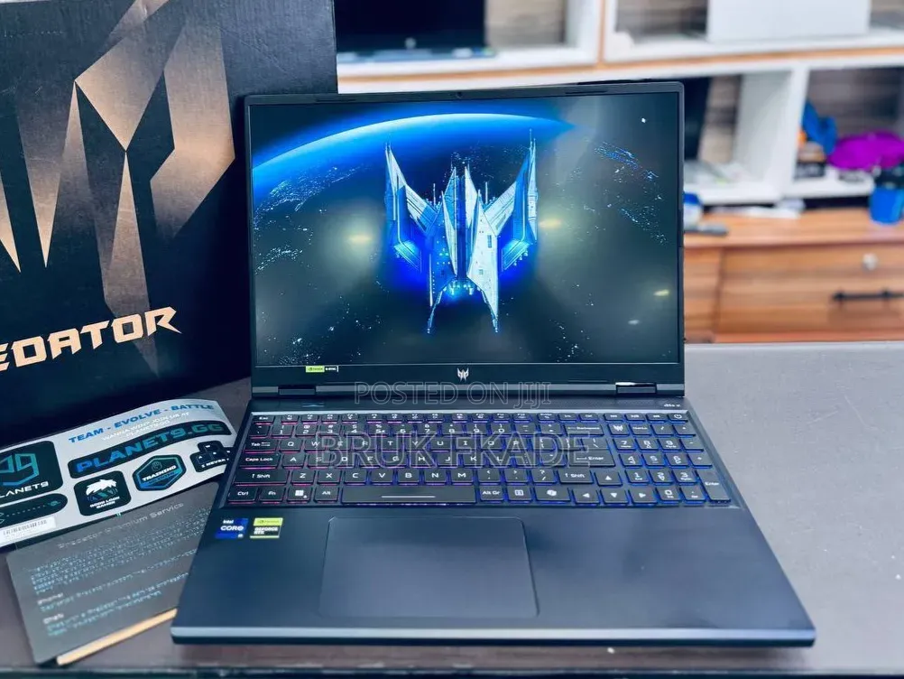 New Laptop Acer Predator Helios Neo 16 16GB Intel Core i9 SSD 1T